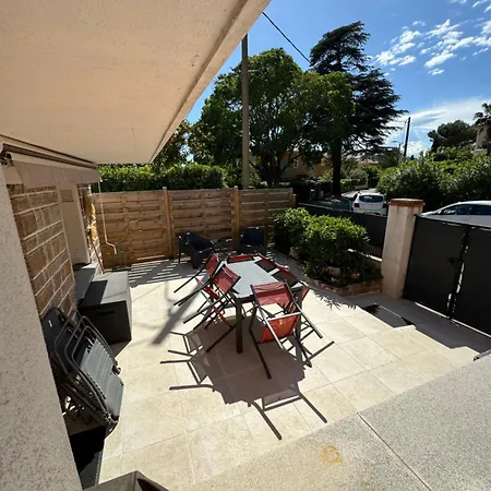 Rdc-120m Agay-2ch * Saint-Raphael (Var)