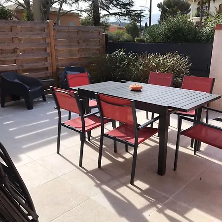 Apartment Rdc-120m Agay-2ch Saint-Raphael (Var)